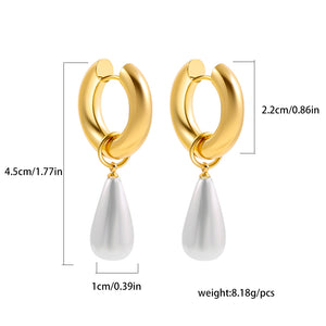 Teardrops Pearl Earring