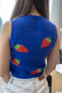 Strawberry Print Knit Vest Blue